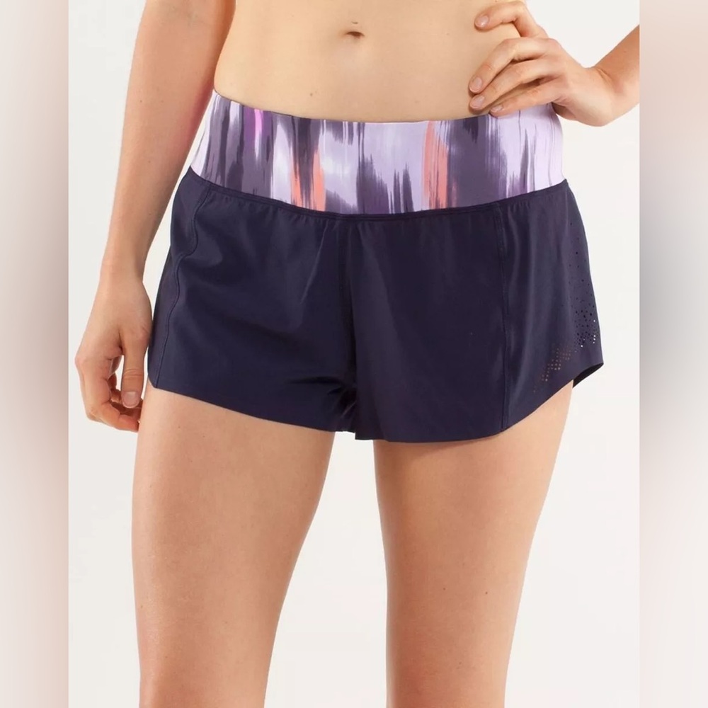 LULULEMON RUN: LIGHT AS AIR SHORTS DEEP INDIGO/MIRAGE